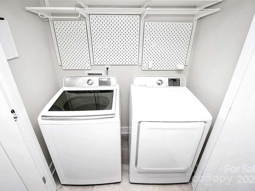 1420 4th Street, Charlotte, NC 28208.  MLS# CAR4210235, YatesRealty ID 472. 