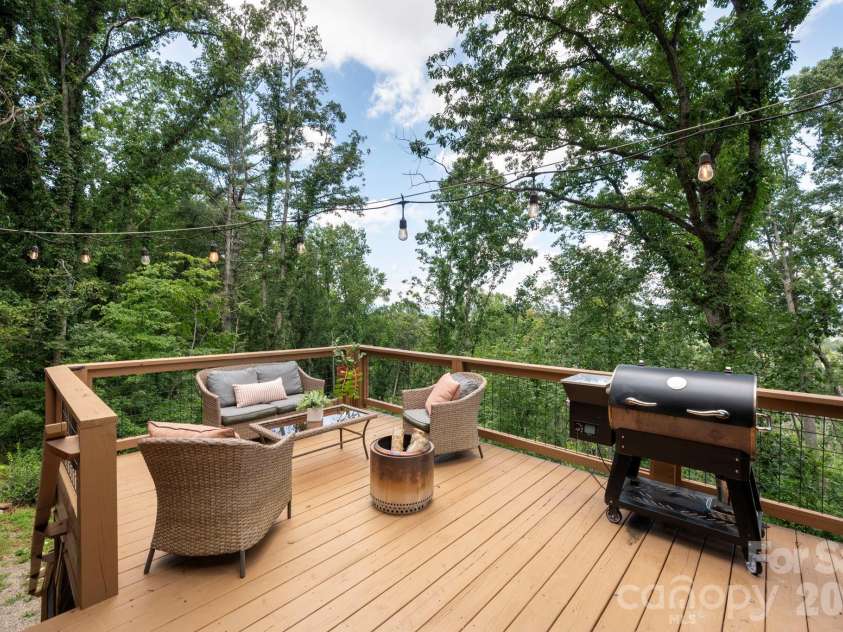 52 and 58 Teaberry Lane, Weaverville, NC 28787.  MLS# CAR4418946, YatesRealty ID 47202. Upper deck