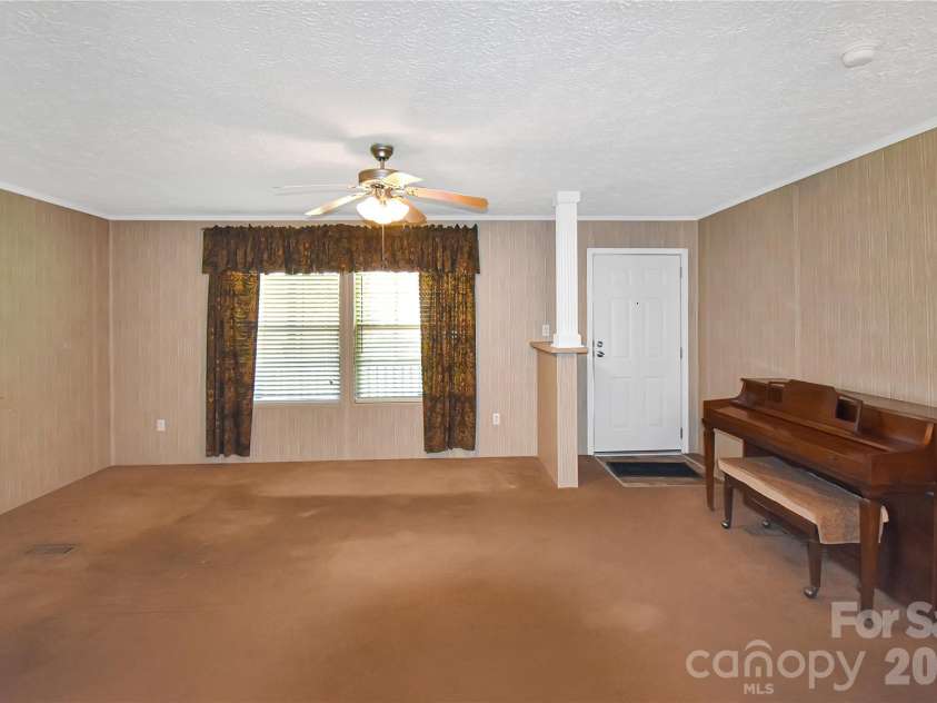 432 Forest Place, Lenoir, NC 28645.  MLS# CAR4418856, YatesRealty ID 47205. 