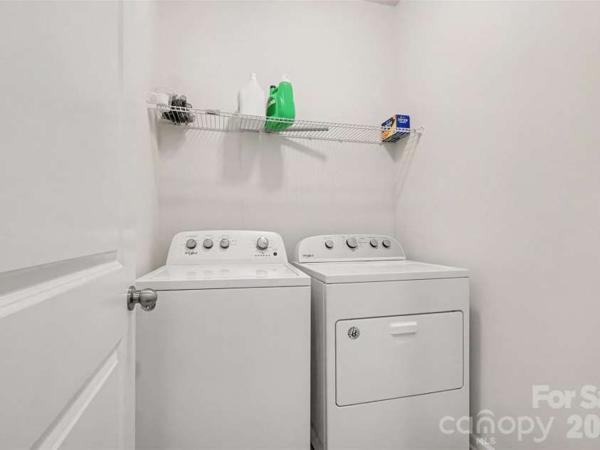6536 Georgia Oak Road, Charlotte, NC 28269.  MLS# CAR4417712, YatesRealty ID 47208. 
