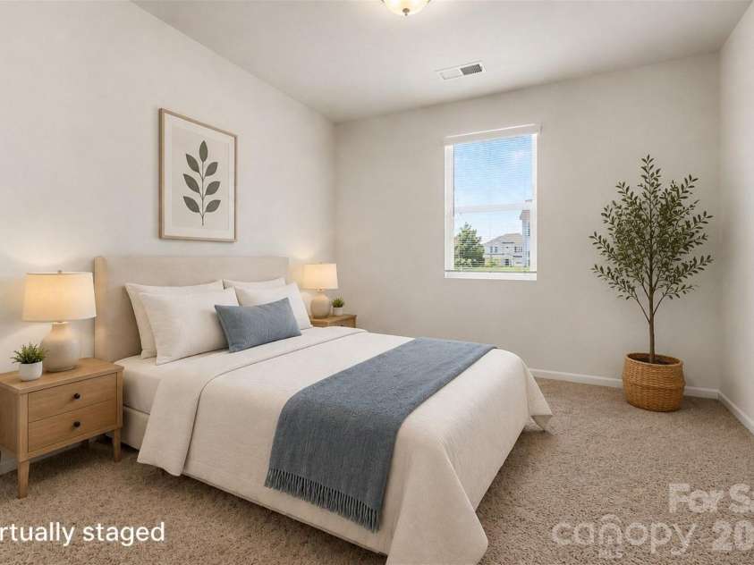 6536 Georgia Oak Road, Charlotte, NC 28269.  MLS# CAR4417712, YatesRealty ID 47208. 