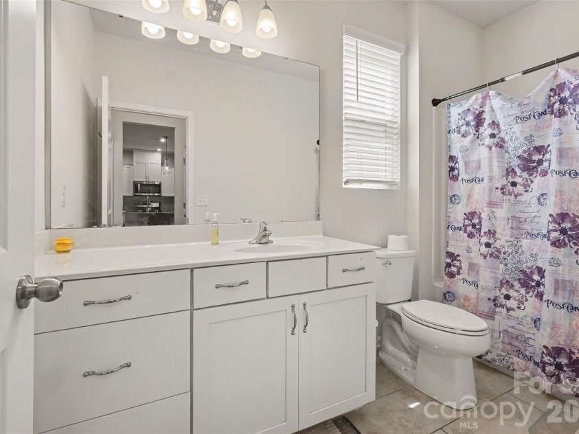 6536 Georgia Oak Road, Charlotte, NC 28269.  MLS# CAR4417712, YatesRealty ID 47208. 