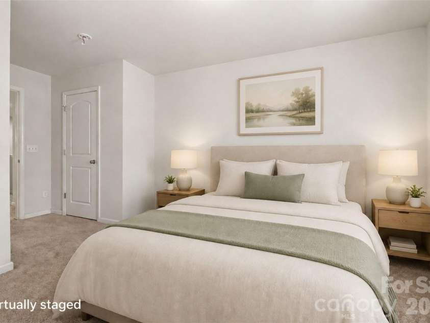 6536 Georgia Oak Road, Charlotte, NC 28269.  MLS# CAR4417712, YatesRealty ID 47208. 