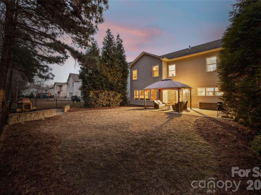 2145 Bluebell Way, Tega Cay, SC 29708.  MLS# CAR4354190, YatesRealty ID 4721. 