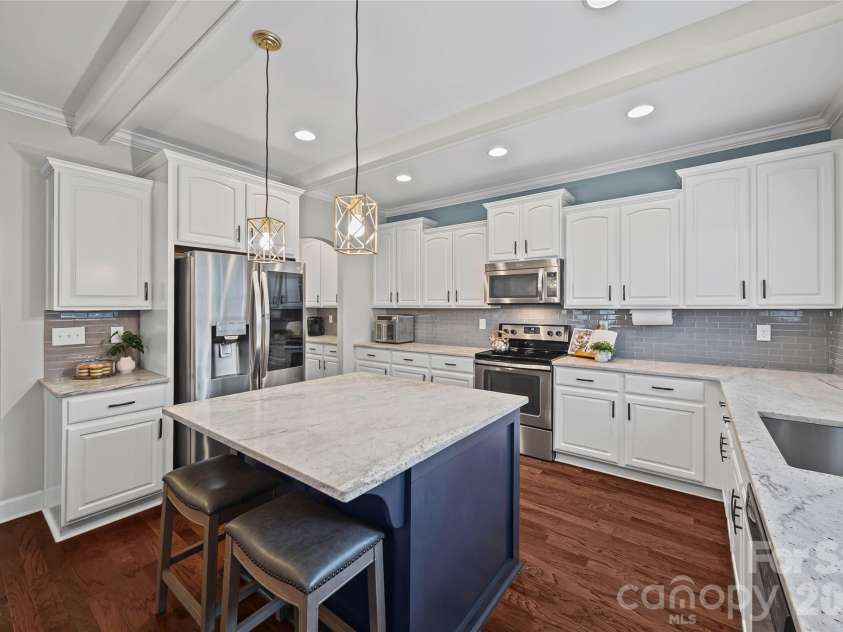 2145 Bluebell Way, Tega Cay, SC 29708.  MLS# CAR4354190, YatesRealty ID 4721. 