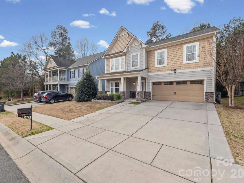 2145 Bluebell Way, Tega Cay, SC 29708.  MLS# CAR4354190, YatesRealty ID 4721. 