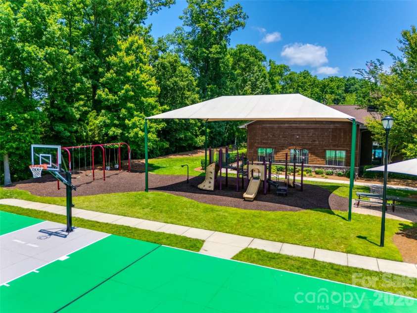 2145 Bluebell Way, Tega Cay, SC 29708.  MLS# CAR4354190, YatesRealty ID 4721. 