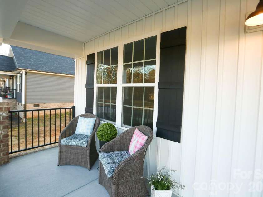 2653 Brady Avenue, Kannapolis, NC 28083.  MLS# CAR4302334, YatesRealty ID 4721. 