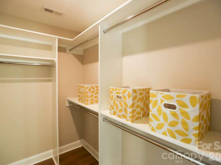 2653 Brady Avenue, Kannapolis, NC 28083.  MLS# CAR4302334, YatesRealty ID 4721. 