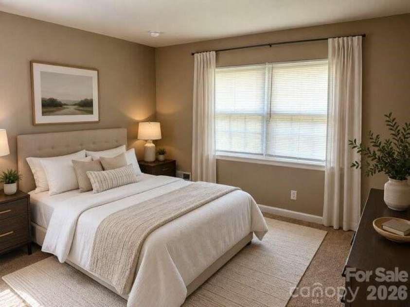 5220 Nevin Road, Charlotte, NC 28269.  MLS# CAR4417535, YatesRealty ID 47210. 