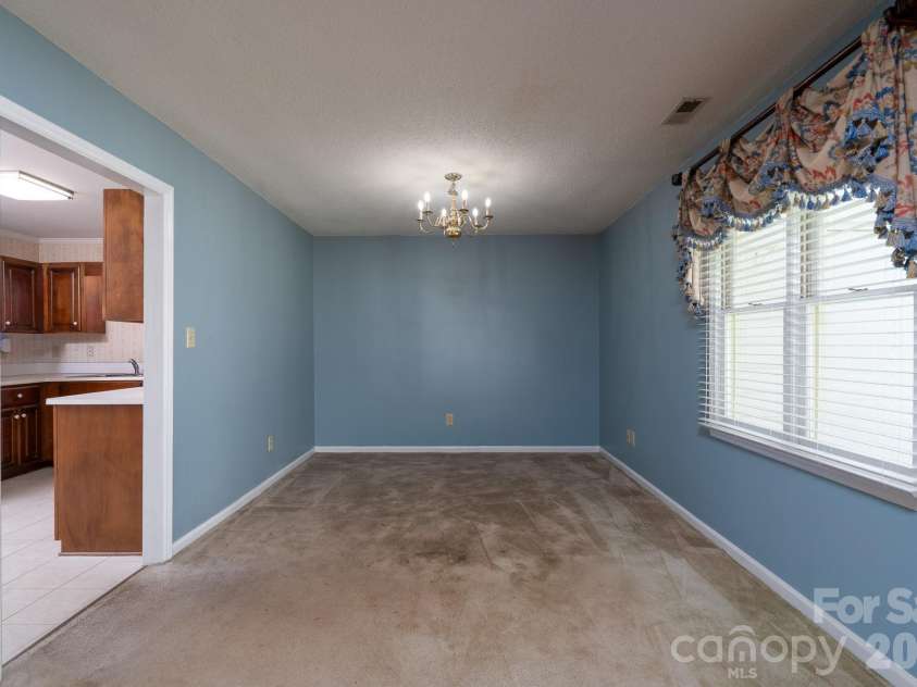 566 Camrose Circle, Concord, NC 28025.  MLS# CAR4417780, YatesRealty ID 47212. 