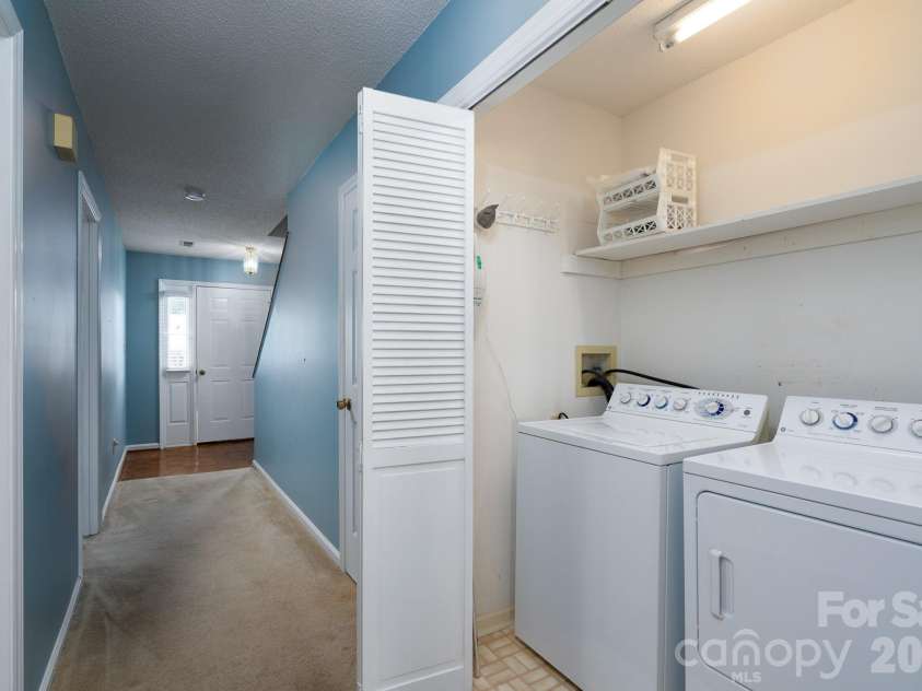566 Camrose Circle, Concord, NC 28025.  MLS# CAR4417780, YatesRealty ID 47212. 