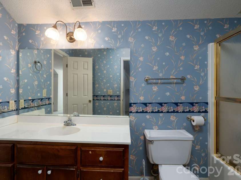 566 Camrose Circle, Concord, NC 28025.  MLS# CAR4417780, YatesRealty ID 47212. 