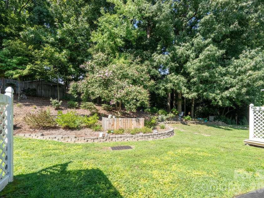 566 Camrose Circle, Concord, NC 28025.  MLS# CAR4417780, YatesRealty ID 47212. 