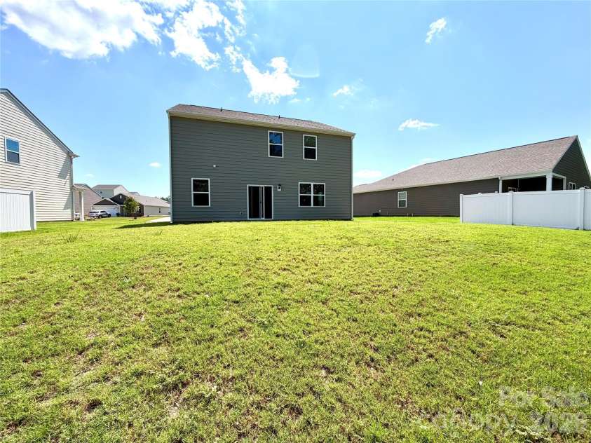 350 Brinkley Drive, Kings Mountain, NC 28086.  MLS# CAR4416418, YatesRealty ID 47213. 