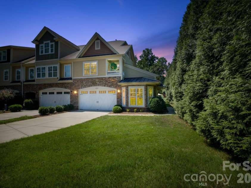 4004 La Crema Drive, Charlotte, NC 28214.  MLS# CAR4409907, YatesRealty ID 47214. 