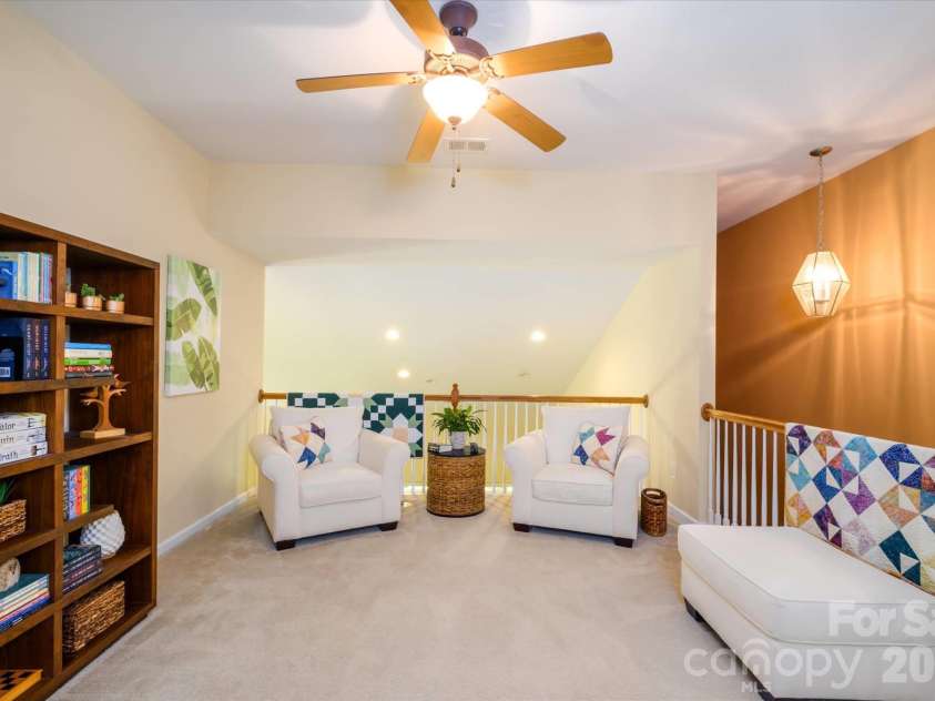 4004 La Crema Drive, Charlotte, NC 28214.  MLS# CAR4409907, YatesRealty ID 47214. 