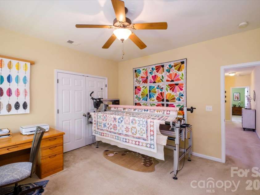 4004 La Crema Drive, Charlotte, NC 28214.  MLS# CAR4409907, YatesRealty ID 47214. 