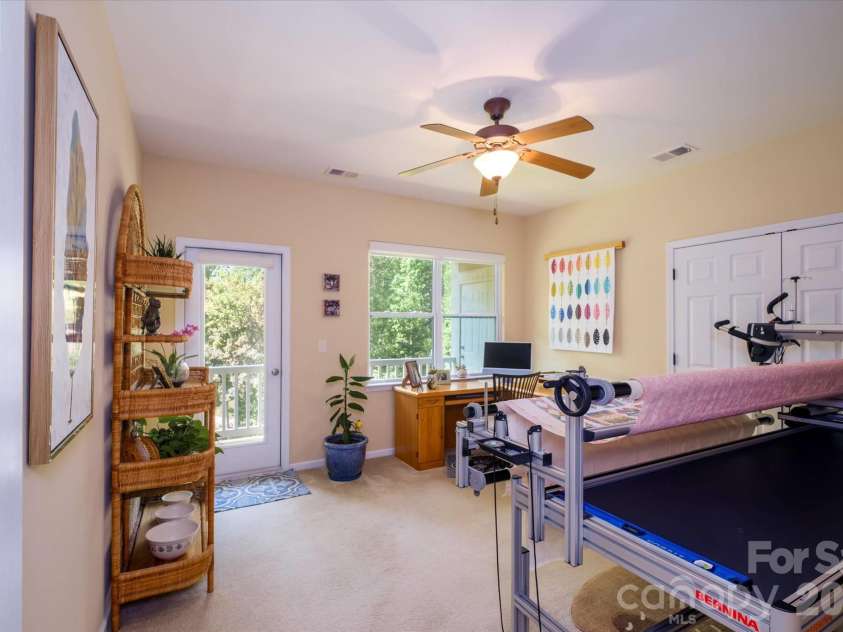 4004 La Crema Drive, Charlotte, NC 28214.  MLS# CAR4409907, YatesRealty ID 47214. 