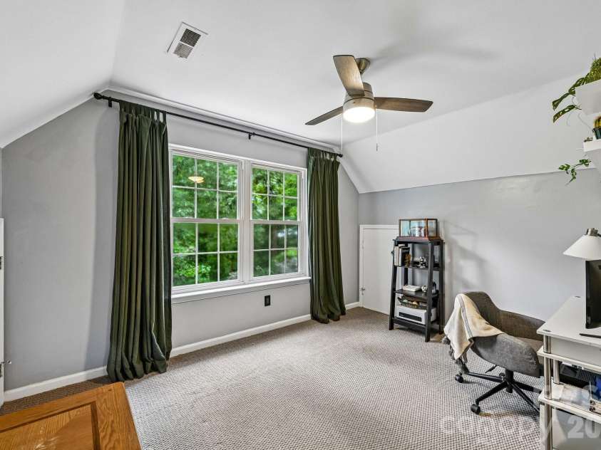8658 Dog Leg Road, Sherrills Ford, NC 28673.  MLS# CAR4407816, YatesRealty ID 47215. 