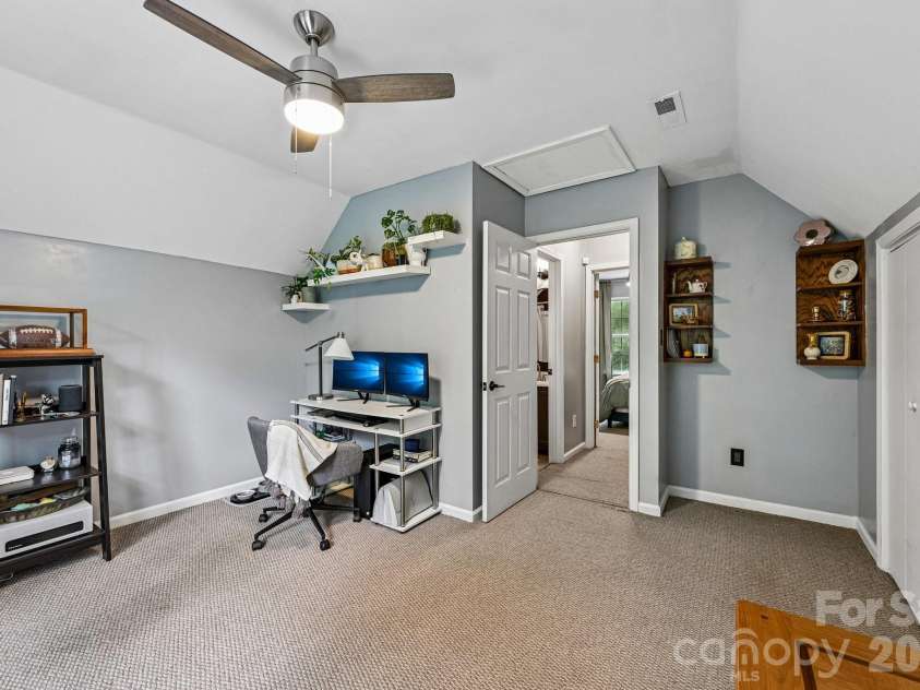 8658 Dog Leg Road, Sherrills Ford, NC 28673.  MLS# CAR4407816, YatesRealty ID 47215. 