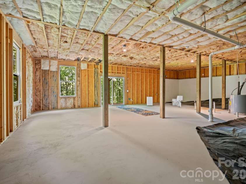 506 Silent Forest Drive, Canton, NC 28716.  MLS# CAR4418578, YatesRealty ID 47217. 