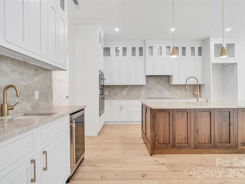 152 Golden Pasture Drive, Fletcher, NC 28732.  MLS# CAR4300478, YatesRealty ID 4722. 