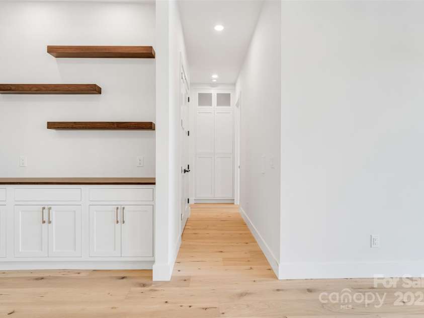 152 Golden Pasture Drive, Fletcher, NC 28732.  MLS# CAR4300478, YatesRealty ID 4722. 