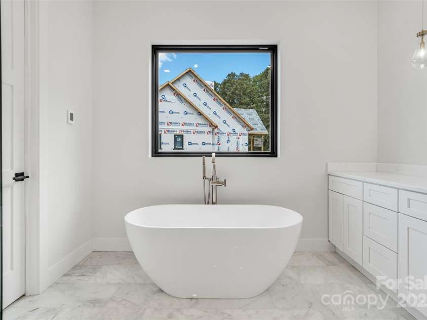 152 Golden Pasture Drive, Fletcher, NC 28732.  MLS# CAR4300478, YatesRealty ID 4722. 
