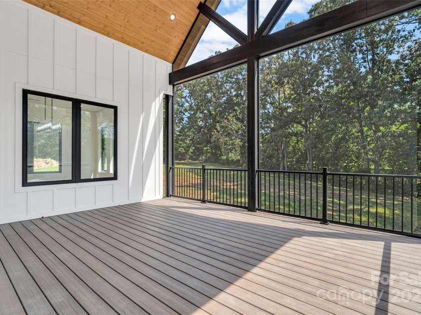 152 Golden Pasture Drive, Fletcher, NC 28732.  MLS# CAR4300478, YatesRealty ID 4722. 
