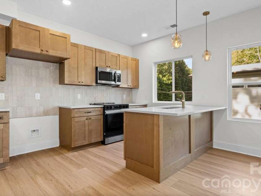517 Homestead Drive, Gastonia, NC 28056.  MLS# CAR4418418, YatesRealty ID 47220. 