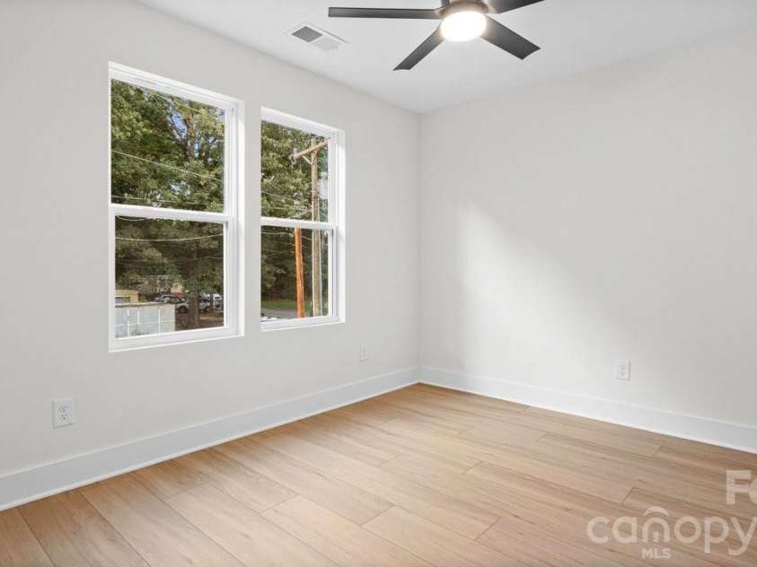 517 Homestead Drive, Gastonia, NC 28056.  MLS# CAR4418418, YatesRealty ID 47220. 