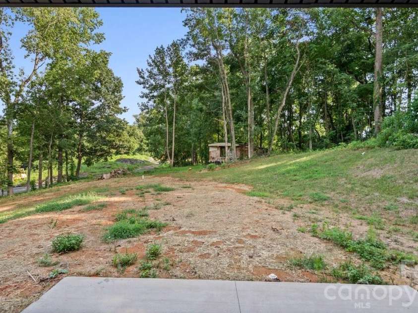 517 Homestead Drive, Gastonia, NC 28056.  MLS# CAR4418418, YatesRealty ID 47220. 