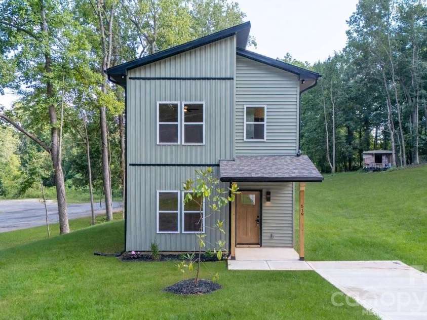 519 Homestead Drive, Gastonia, NC 28056.  MLS# CAR4418421, YatesRealty ID 47221. 
