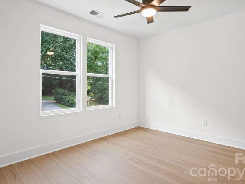 519 Homestead Drive, Gastonia, NC 28056.  MLS# CAR4418421, YatesRealty ID 47221. 