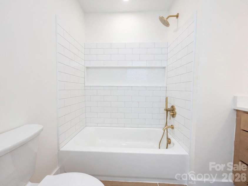 519 Homestead Drive, Gastonia, NC 28056.  MLS# CAR4418421, YatesRealty ID 47221. 