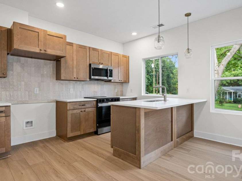 519 Homestead Drive, Gastonia, NC 28056.  MLS# CAR4431883, YatesRealty ID 47221. 