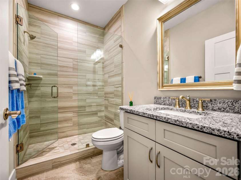 217 Hogans View Circle, Hendersonville, NC 28739.  MLS# CAR4417393, YatesRealty ID 47222. 
