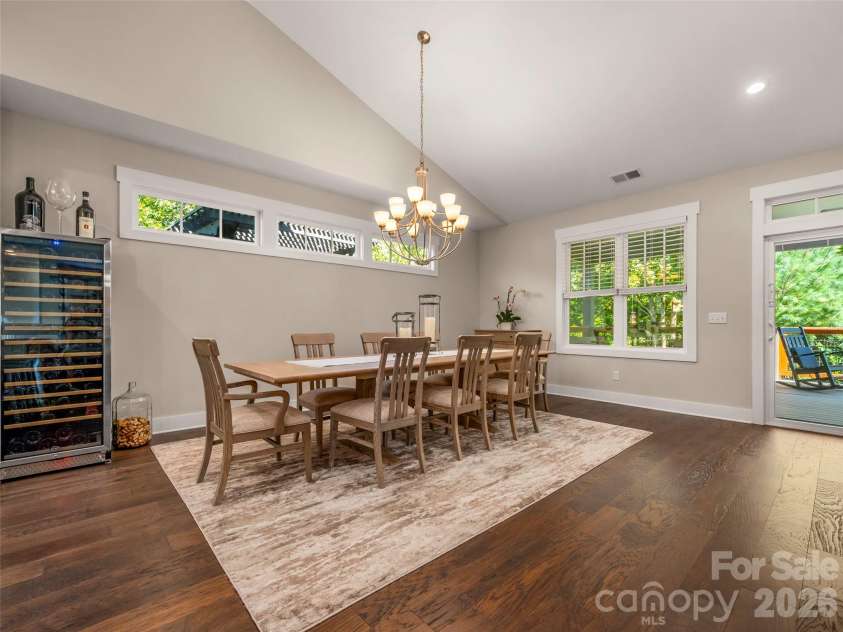 217 Hogans View Circle, Hendersonville, NC 28739.  MLS# CAR4417393, YatesRealty ID 47222. 