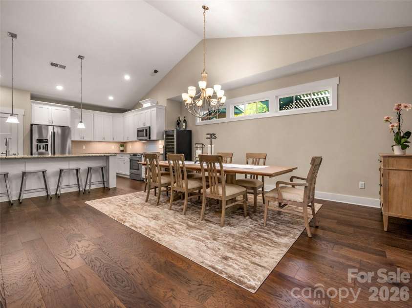 217 Hogans View Circle, Hendersonville, NC 28739.  MLS# CAR4417393, YatesRealty ID 47222. 