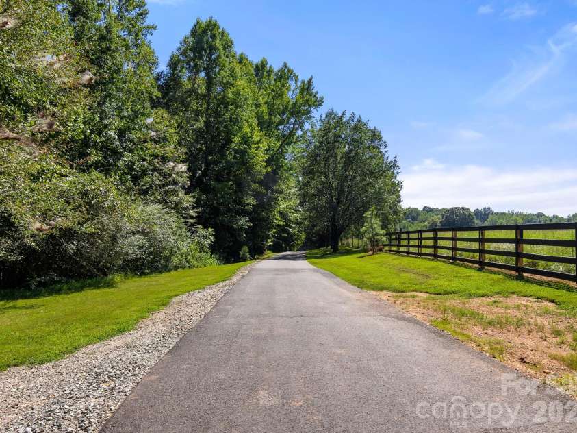 613 Perry Road, Troutman, NC 28166.  MLS# CAR4418970, YatesRealty ID 47223. 