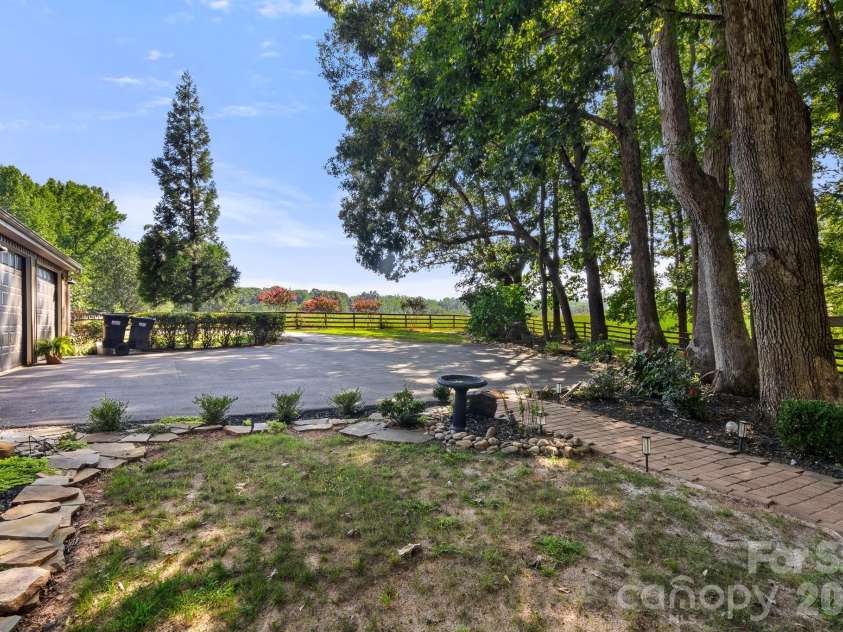 613 Perry Road, Troutman, NC 28166.  MLS# CAR4418970, YatesRealty ID 47223. 