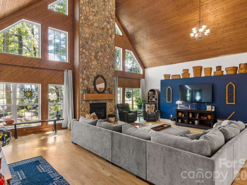 613 Perry Road, Troutman, NC 28166.  MLS# CAR4418970, YatesRealty ID 47223. 