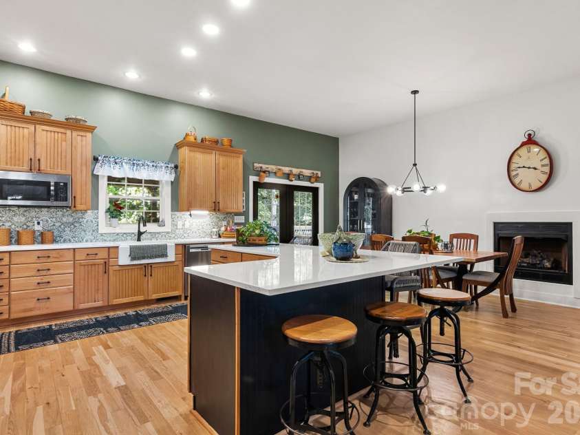 613 Perry Road, Troutman, NC 28166.  MLS# CAR4418970, YatesRealty ID 47223. 
