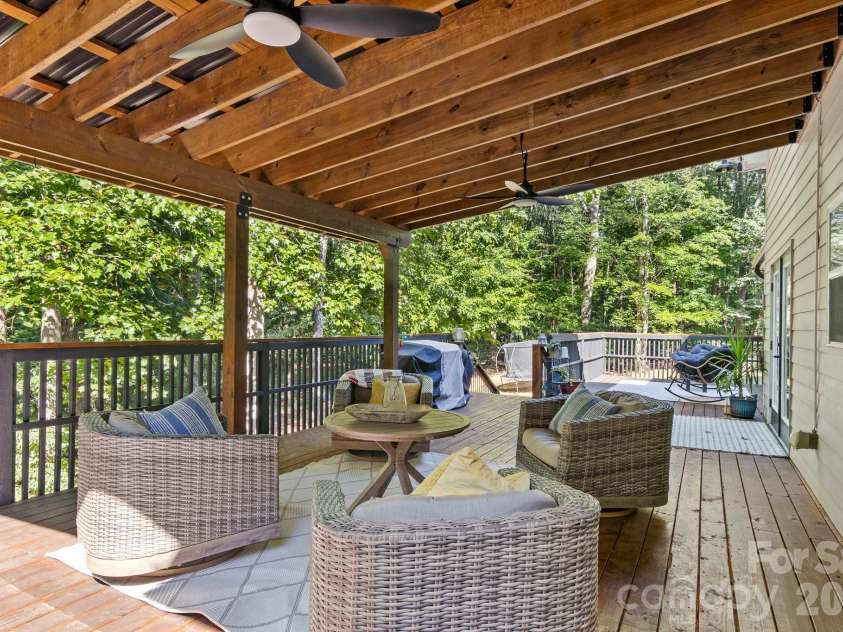 613 Perry Road, Troutman, NC 28166.  MLS# CAR4418970, YatesRealty ID 47223. 