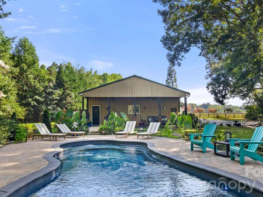 613 Perry Road, Troutman, NC 28166.  MLS# CAR4418970, YatesRealty ID 47223. 
