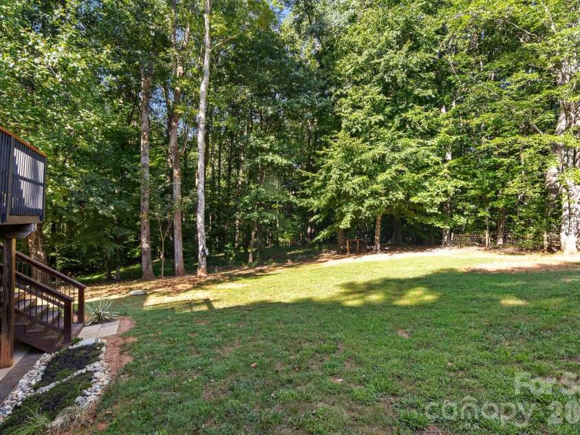 613 Perry Road, Troutman, NC 28166.  MLS# CAR4418970, YatesRealty ID 47223. 