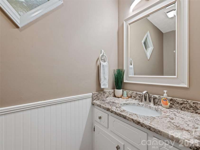 182 Allison Drive, Maggie Valley, NC 28751.  MLS# CAR4418843, YatesRealty ID 47226. 