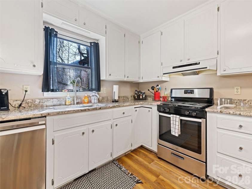 182 Allison Drive, Maggie Valley, NC 28751.  MLS# CAR4418843, YatesRealty ID 47226. 
