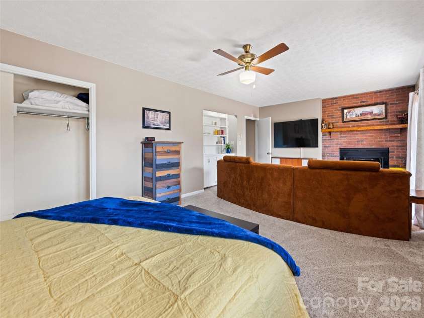 182 Allison Drive, Maggie Valley, NC 28751.  MLS# CAR4418843, YatesRealty ID 47226. 